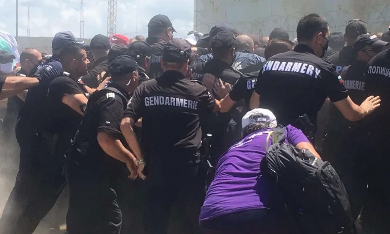 Журналист: В Росенец беше даден старт на предизборна кампания - Tribune.bg