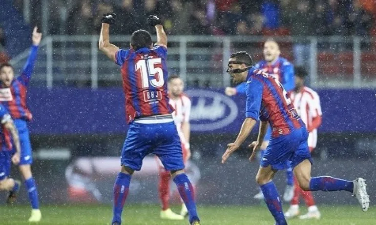 Ейбар остави Атлетико на 8 точки от върха - Tribune.bg