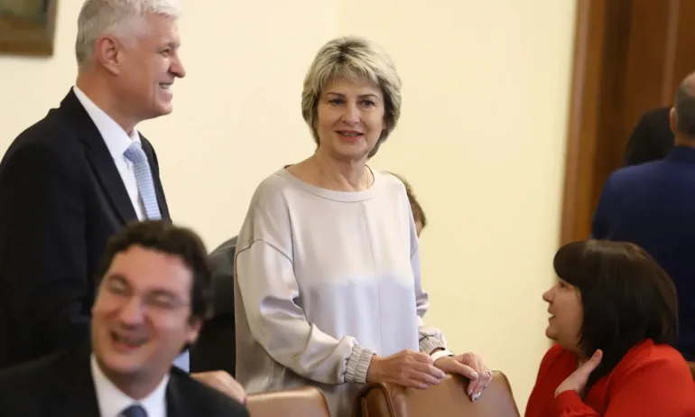 Лечева дала договори на Радостин Василев на ГДБОП и ГДНП - Tribune.bg