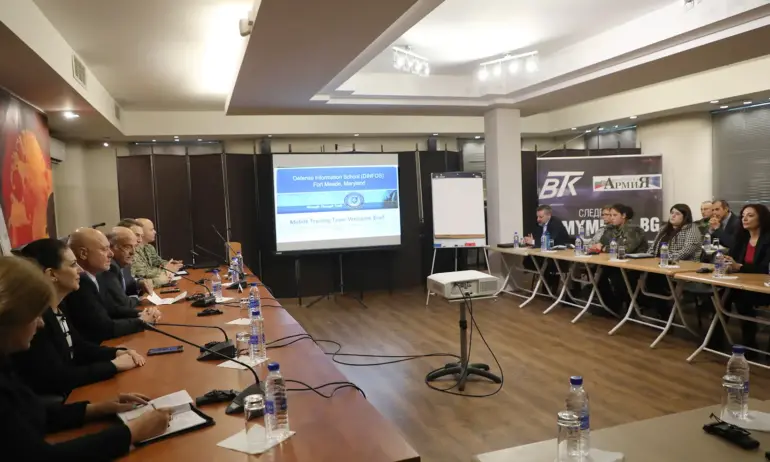 Тагарев: Русия ползва всички средства, за да прокарва днешните си интереси и да всява раздор - Tribune.bg