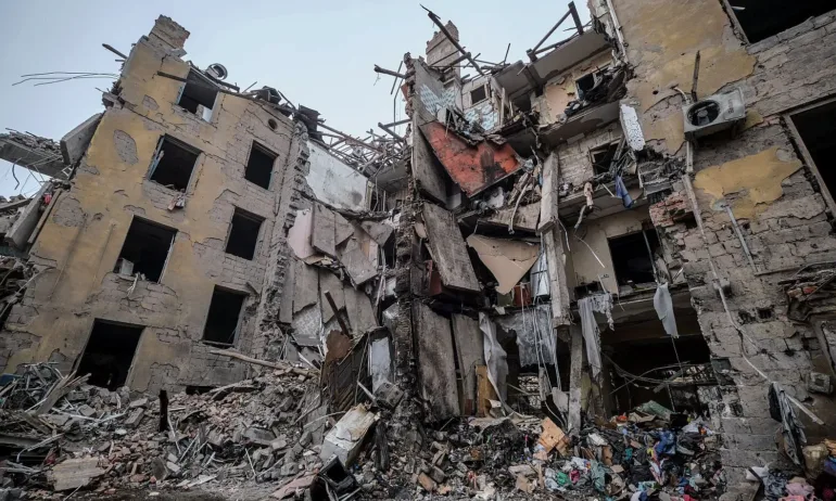 Bloomberg: Чуждестранни компании започват възстановяването на Украйна - Tribune.bg