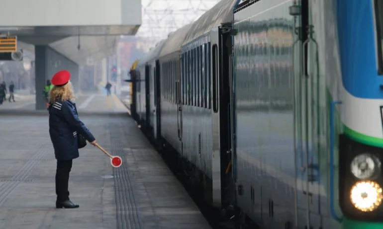 Железопътните превозвачи с писмо до служебния премиер и министри: високата цена на тока ще ни фалира - Tribune.bg