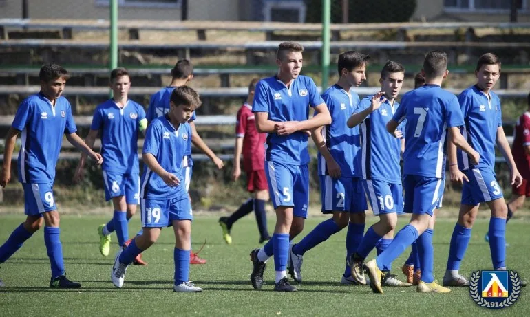 Левски като Манчестър Юнайтед - поне по отношение на школата - Tribune.bg