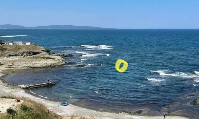 Боеприпас изплува на плажа край Арапя, евакуираха 20 летовници - Tribune.bg