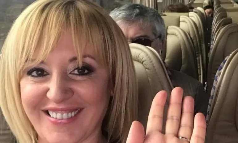 Манолова: Нямам нищо против да имам къща с басейн - Tribune.bg