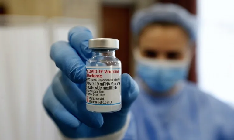 Служебният кабинет купува още ваксини и лекарства за лечение на COVID-19 - Tribune.bg