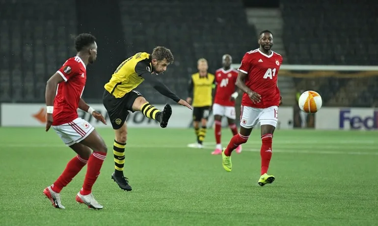 Кошмарно начало провали ЦСКА срещу Йънг Бойс - Tribune.bg