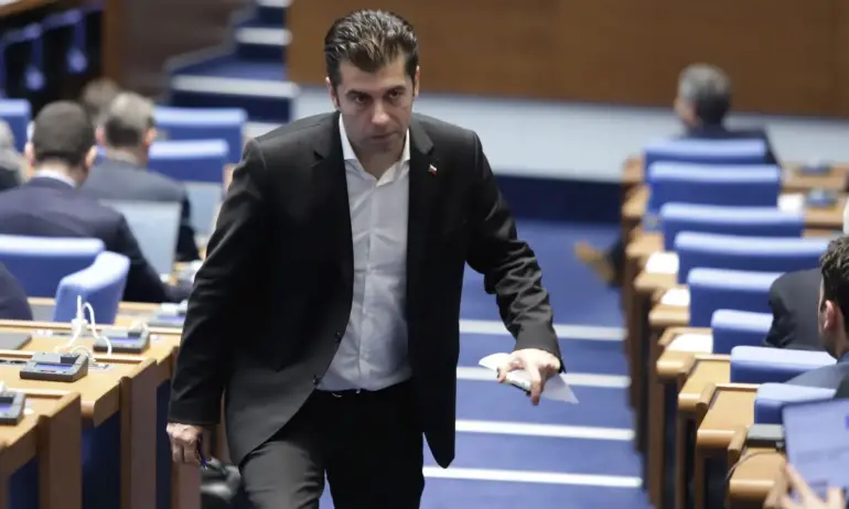 Кирил Петков иска смяната само на двама министри - Tribune.bg