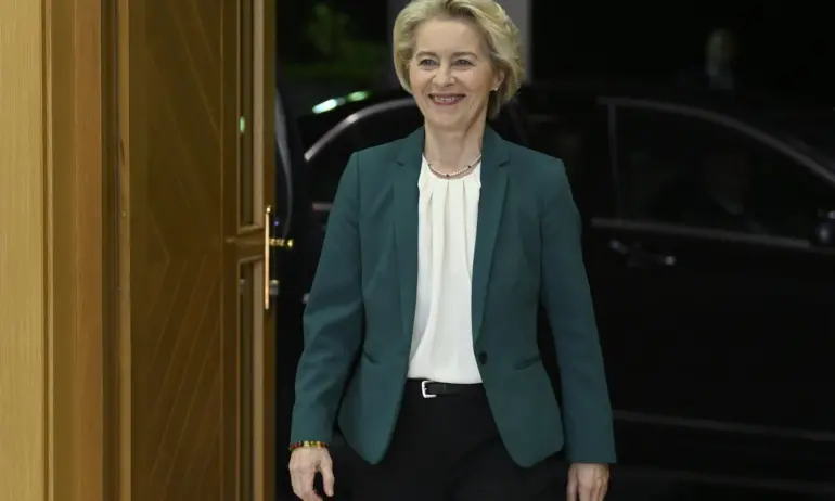 Урсула фон дер Лайен пристигна на необявено посещение в Украйна - Tribune.bg