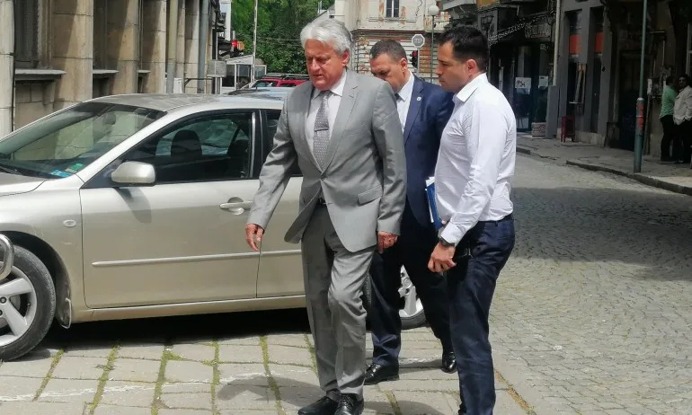 Рашков: Структурите на МВР са деморализирани отгоре надолу - Tribune.bg