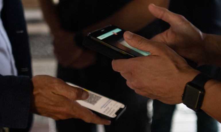 ВМРО: Днес ни налагат трета доза, утре ще ни наложат еднополови бракове, за да пътуваме - Tribune.bg