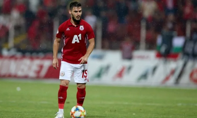 Агентът на Малинов: Имах разговори с Рейнжърс , но все още не са изпратили оферта - Tribune.bg