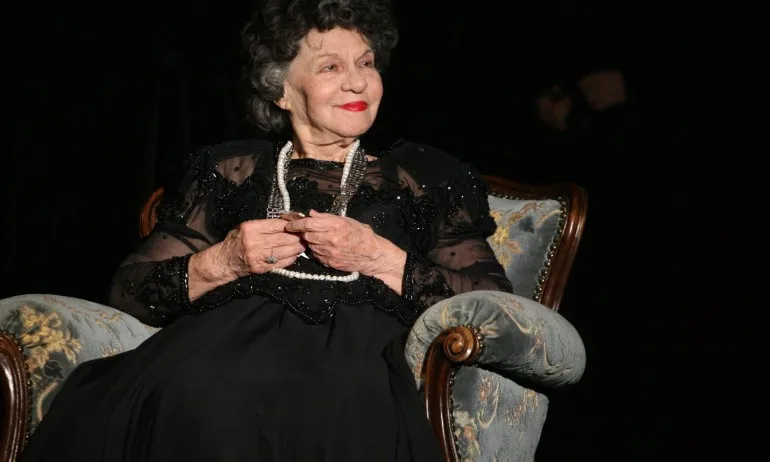 Мутафова – Най-дълго игралата актриса в света, 70 години на сцена (ВИДЕО) - Tribune.bg