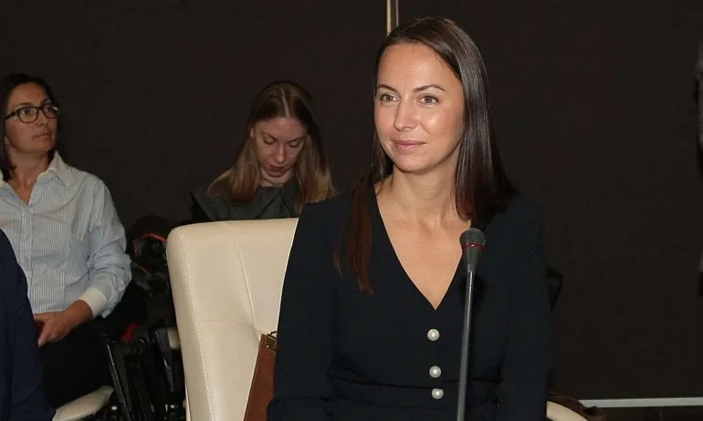 Ева Паунова: В Европарламента БСП, ДПС и ДБ формираха коалиция - Tribune.bg