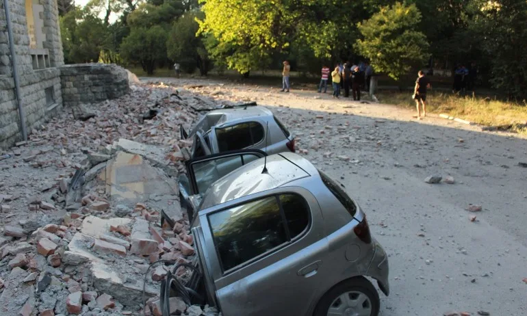 След земетресението в Албания: Над 100 души са ранени - Tribune.bg