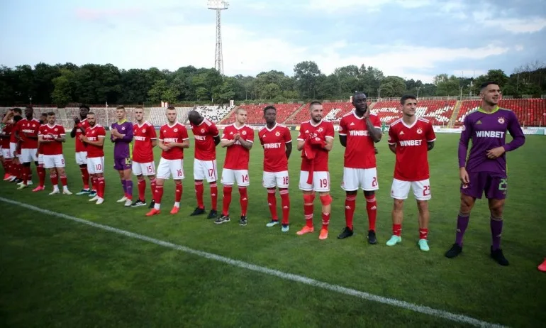 ЦСКА без трима титуляри срещу Лудогорец - Tribune.bg