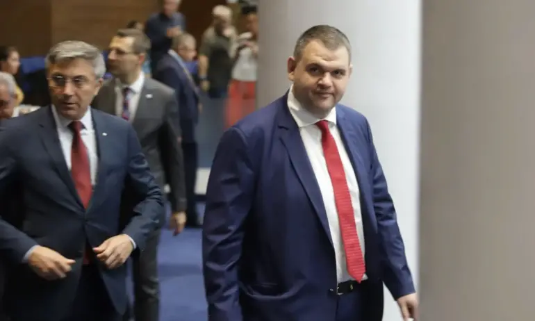 Пеевски е получил уверение, че до обяд проблемите на зърнопроизводителите ще бъдат решени - Tribune.bg