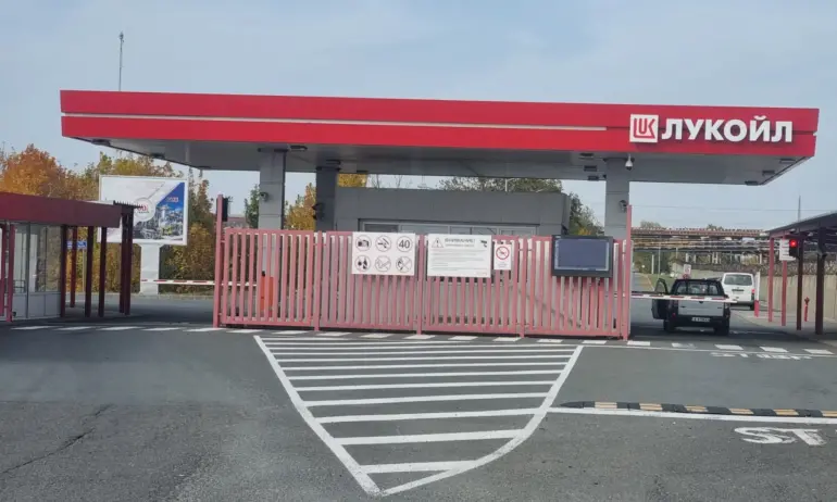 Политико: България внася руски петрол на завишени цени. Военната каса на Кремъл се пълни с около 640 милиона евро - Tribune.bg