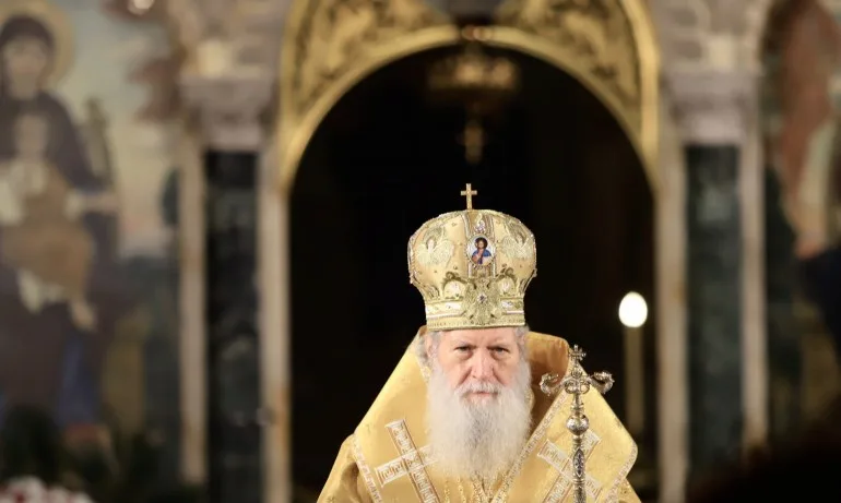 Патриарх Неофит: С нова надежда прекрачваме прага на 2021! - Tribune.bg