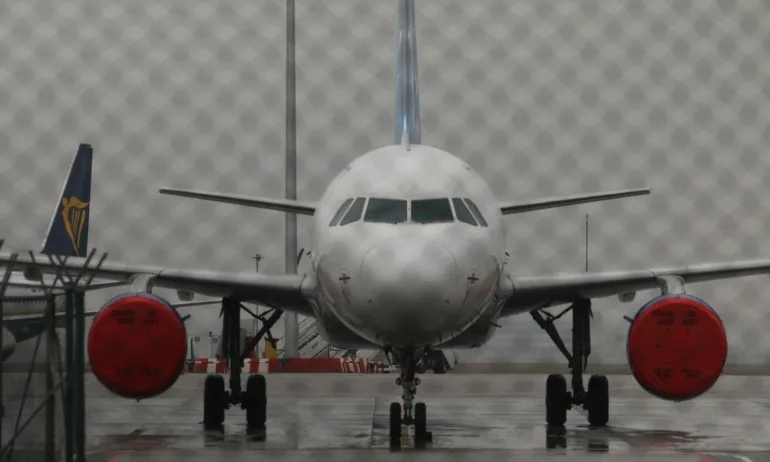 Министерство на туризма продължава държавната помощ от 35 евро за някои туроператори - Tribune.bg