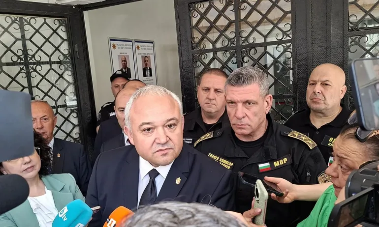 Демерджиев: Зад оставката на Кандев прозира подготвян политически план - Tribune.bg