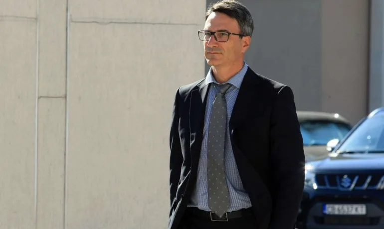 НАГЛОСТ: Трайчо Трайков взел 192 бона бонус от СОС - Tribune.bg