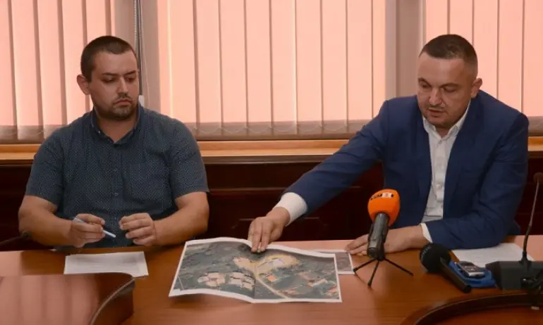 Кметът на Варна: Фирми умишлено и предизборно бавят ремонти - Tribune.bg