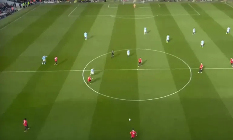 Европа е затаила дъх: Може ли Юнайтед да спре похода на Сити към титлата? - Tribune.bg