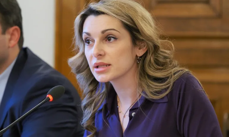 Депутат от ИТН за ДПС-ДПС: Няма вече да се налага да се съобразяваме с претенции за постове и политически чадъри - Tribune.bg