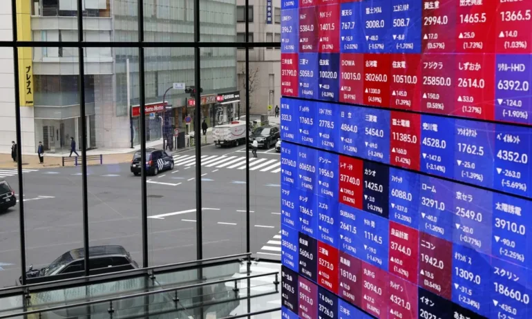 Япония ще освободи 80 млн. барела петрол от резервите си заради кризата в Близкия изток - Tribune.bg