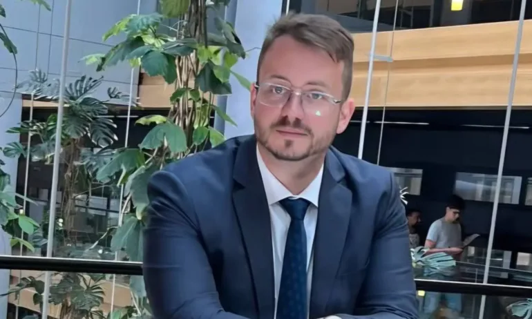Петър Петров пред Tribune.bg: Университетът не може да бъде отдел Човешки ресурси на бизнеса - Tribune.bg