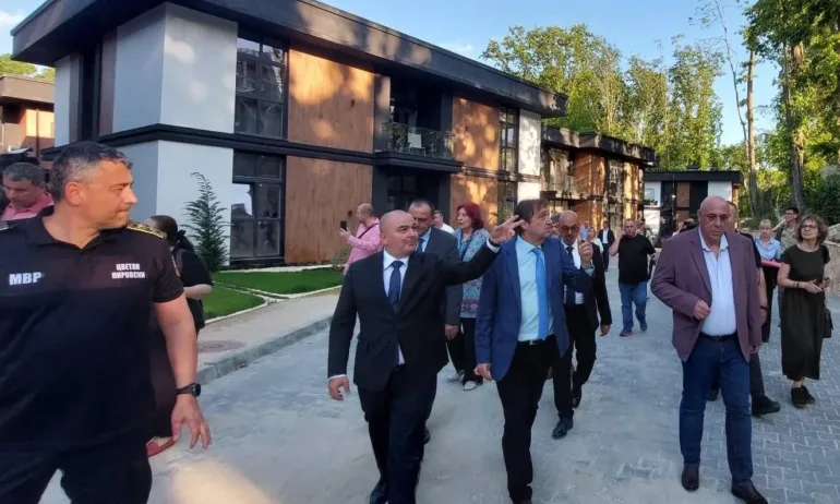 Полицията проверява офисите на фирмата инвеститор в Баба Алино - Tribune.bg