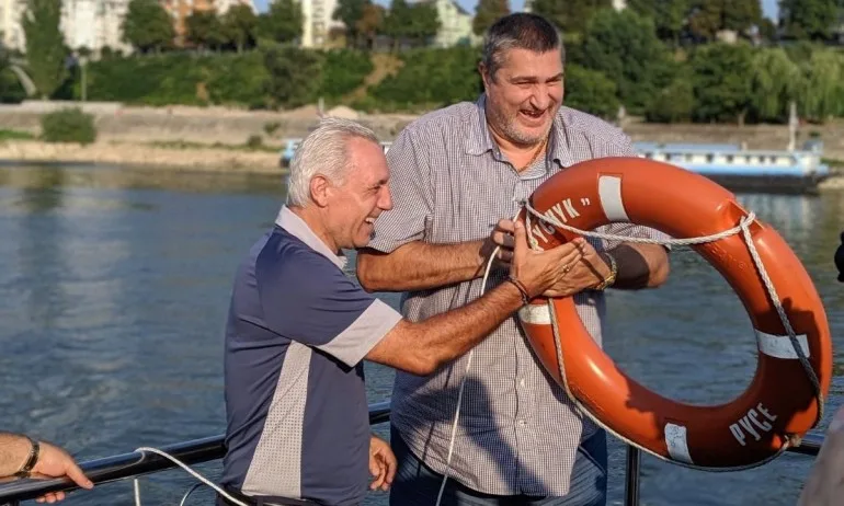 Стоичков пожела успех на волейболистките от Маями - Tribune.bg