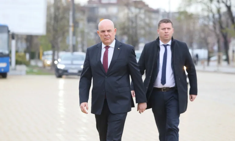 Гешев писа до Съвета на Европа, ЕК и ЕП за отказа да Сърбия да задържи шефовете на Nexo - Tribune.bg