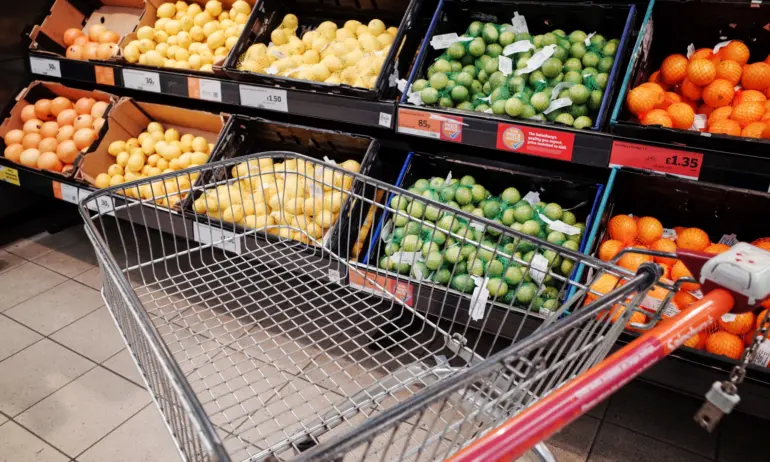 Магазините в Хърватия спират да работят в неделя от 1 юли - Tribune.bg