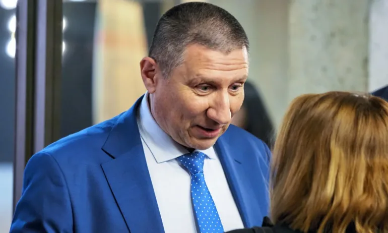 Борислав Сарафов издаде указание за по-ефективна работа по преписки и дела, свързани с домашно насилие - Tribune.bg
