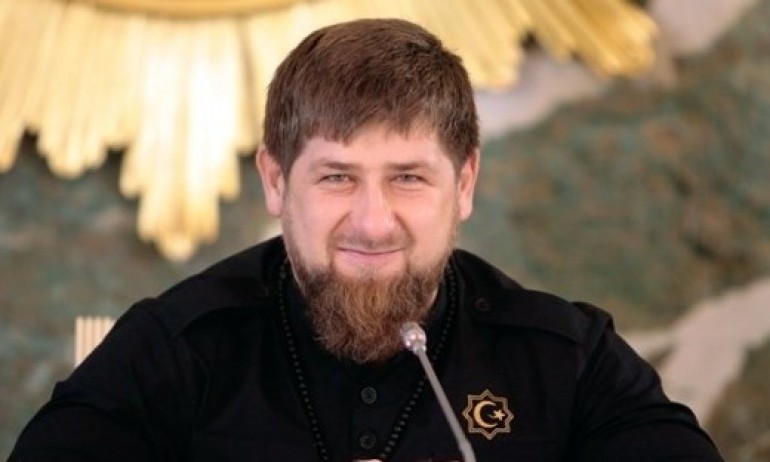Кадиров: В Украйна вече са разположени и чеченски бойци - Tribune.bg
