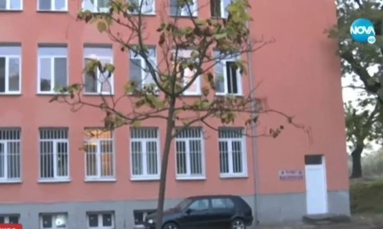 Мъж почина минути след изписването му от COVID отделение в Елхово - Tribune.bg