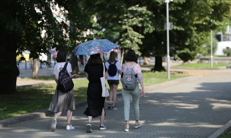 До обяд жеги, следобед гръмотевични бури - Tribune.bg