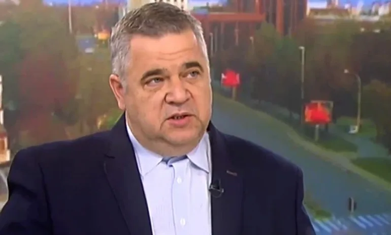 Службите в РСМ привикали 36 души за четене на българска литература - Tribune.bg