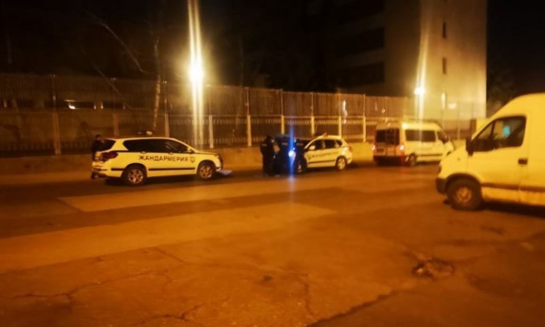 Рашков пази Руското посолство (СНИМКИ) - Tribune.bg