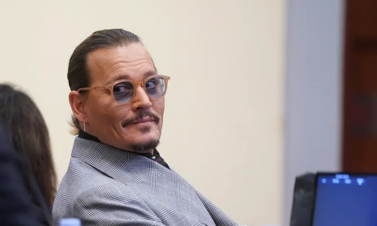 Завръща ли се Джак Спароу? Слух върна Деп на снимачната площадка на Карибски пирати - Tribune.bg