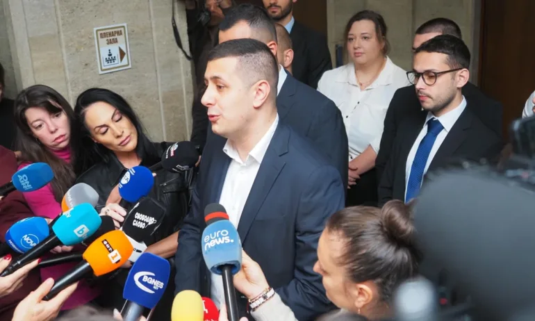 Атанас Атанасов, БСП-ОЛ: Никой не е искал български военнослужещи в Украйна - Tribune.bg