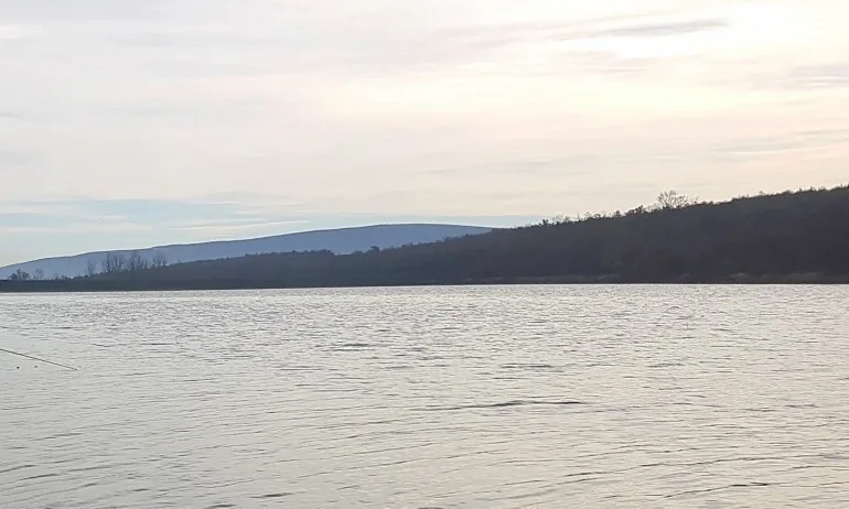 С 80-90 см. се е повишило нивото на язовир Студена, няма да се черпи вода от мъртвия обем - Tribune.bg