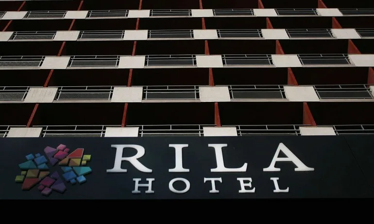 Събарят столичния хотел Рила, собствениците ще строят нова сграда - Tribune.bg