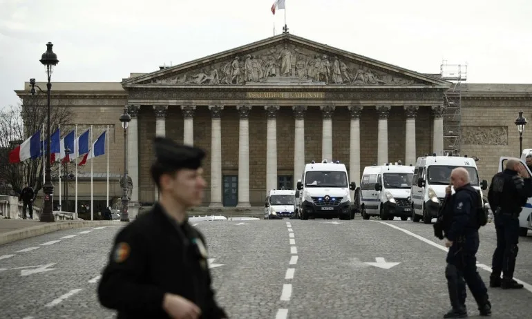 Френски депутат с коронавирус, има и заразен служител в парламента - Tribune.bg