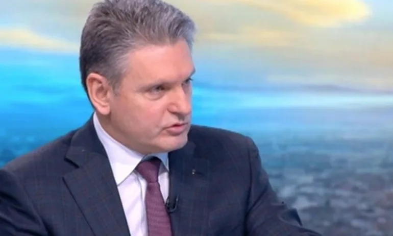 Николай Малинов не познавал съдията със забрана да влиза САЩ - Tribune.bg