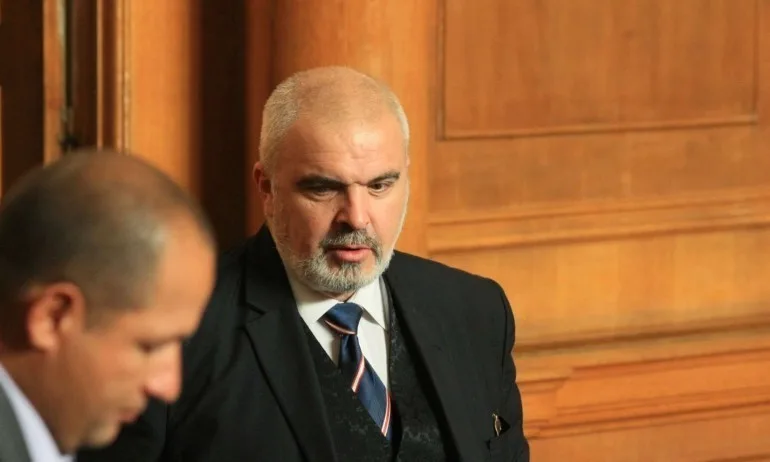 Манев от ГЕРБ: БСП са изпаднали в дивия популизъм - Tribune.bg