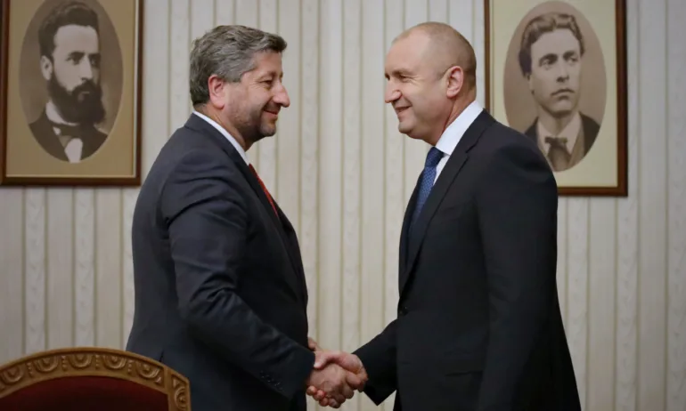 Без правителство – продължаващо еднолично управление на Румен Радев - Tribune.bg