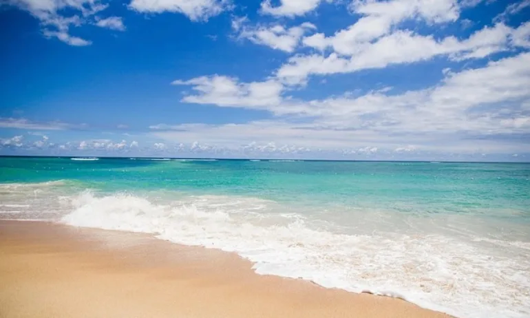 Унищожиха боеприпас, открит на плажа в Обзор - Tribune.bg